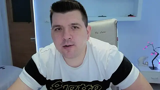 Snapshot of JasonJacks chatting on November 27, 2025, 3:52 am JasonJacks online show from November 27, 2025, 3:52 am