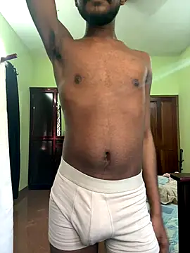 Snapshot of funcracker chatting on December 14, 2025, 8:41 am funcracker online show from December 14, 2025, 8:41 am