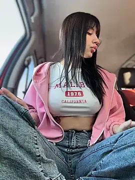 JulliaVegas online show from February 24, 2026, 3:26 am