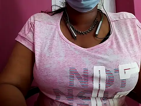 Snapshot of Tamilsathya2024 chatting on February 13, 2025, 6:41 am Tamilsathya2024 online show from February 13, 2025, 6:41 am