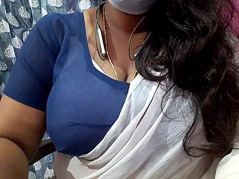 Snapshot of Tamilsathya2024 chatting on March 13, 2025, 4:45 pm Tamilsathya2024 online show from March 13, 2025, 4:45 pm