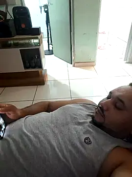 Snapshot of alexjs84 chatting on December 16, 2024, 11:07 pm alexjs84 online show from December 16, 2024, 11:07 pm