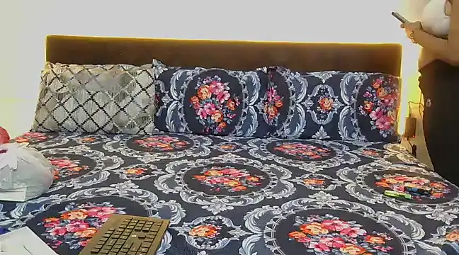 chavi 12 online show from March 4, 2025, 3:48 pm