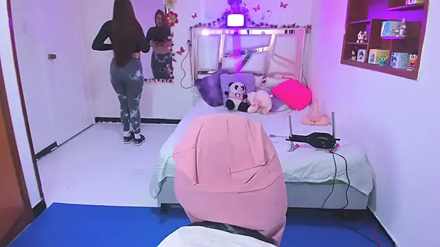 perlabeautiful online show from November 14, 2025, 1:37 am