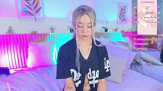 EmmaJhonnsson online show from March 19, 2025, 2:59 am