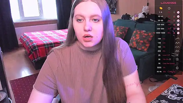 Snapshot of Alice_Dreamgirl_ chatting on January 13, 2026, 11:59 am Alice Dreamgirl online show from January 13, 2026, 11:59 am