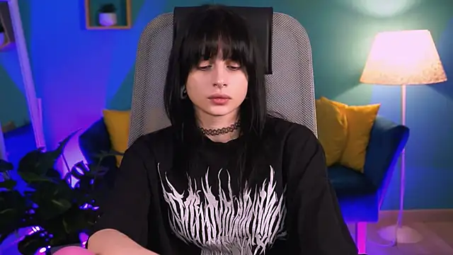 Snapshot of JadeCastle_ chatting on March 6, 2026, 4:14 pm JadeCastle online show from March 6, 2026, 4:14 pm
