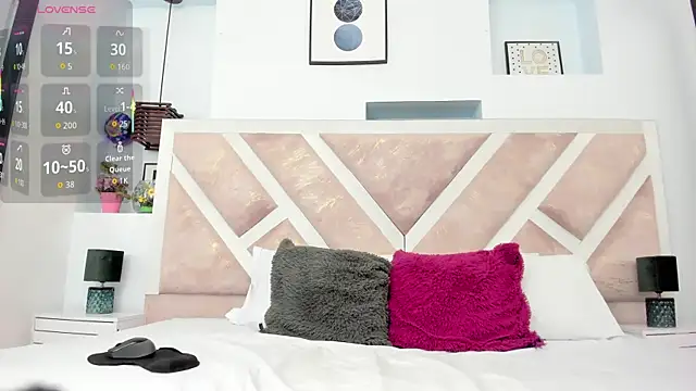 hotmature1 online show from February 1, 2026, 10:58 am