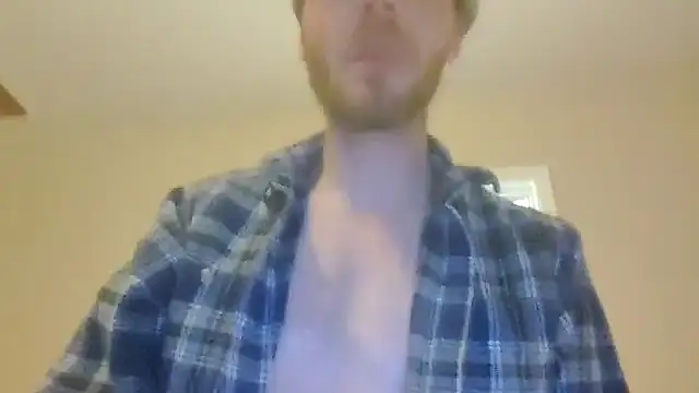 Snapshot of Huntzg23 chatting on December 5, 2025, 3:15 am Huntzg23 online show from December 5, 2025, 3:15 am