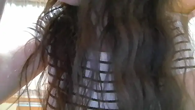 Snapshot of Eleni_Pappa chatting on May 12, 2026, 11:57 pm Eleni Pappa online show from May 12, 2026, 11:57 pm