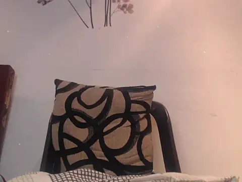 Snapshot of NikolSexyHot chatting on January 15, 2025, 11:40 pm NikolSexyHot online show from January 15, 2025, 11:40 pm