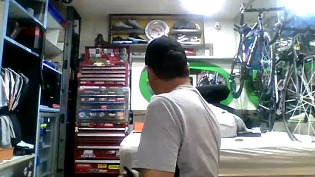 Snapshot of kinkycdslutsv chatting on April 18, 2026, 9:57 am kinkycdslutsv online show from April 18, 2026, 9:57 am