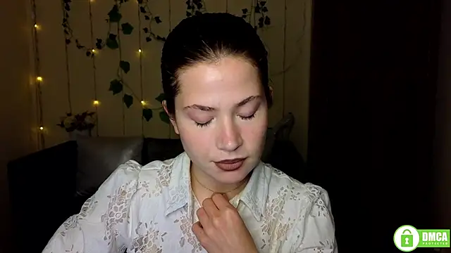 Alicia redfollow online show from November 24, 2025, 12:27 pm