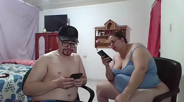 pecadodulce123 online show from February 12, 2025, 5:58 am