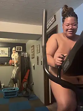 Snapshot of InterRacialFacial7296 chatting on April 8, 2026, 10:26 am InterRacialFacial7296 online show from April 8, 2026, 10:26 am