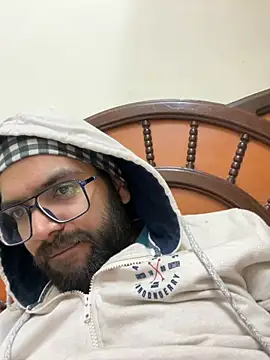 Arsh Loves Luv online show from December 23, 2024, 3:33 pm