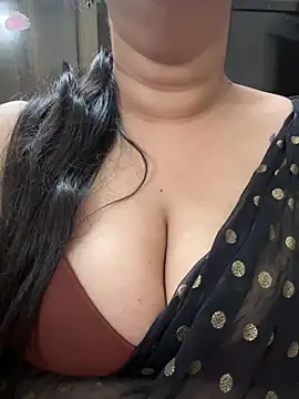 Snapshot of Akhi_Akshaya chatting on January 7, 2025, 4:05 pm Akhi Akshaya online show from January 7, 2025, 4:05 pm