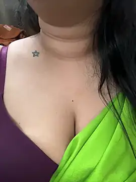 Snapshot of Akhi_Akshaya chatting on January 11, 2025, 9:25 pm Akhi Akshaya online show from January 11, 2025, 9:25 pm