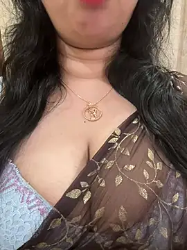 Snapshot of Akhi_Akshaya chatting on January 29, 2025, 5:13 pm Akhi Akshaya online show from January 29, 2025, 5:13 pm