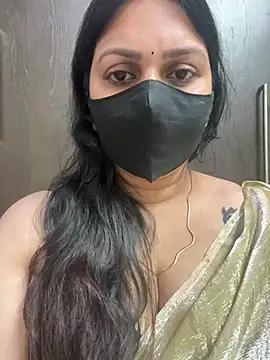 Snapshot of Akhi_Akshaya chatting on March 4, 2025, 5:34 pm Akhi Akshaya online show from March 4, 2025, 5:34 pm