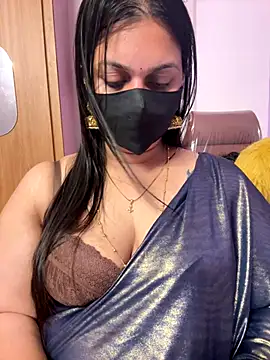 Snapshot of Akhi_Akshaya chatting on November 2, 2025, 6:21 pm Akhi Akshaya online show from November 2, 2025, 6:21 pm