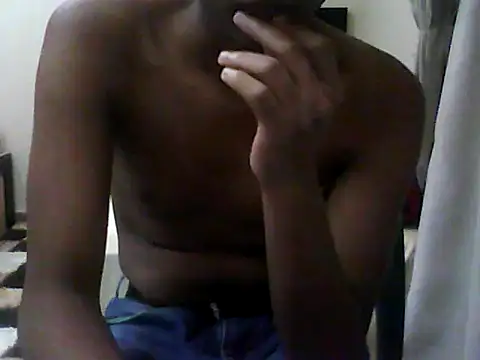 Snapshot of Hey_I_am_your_boy chatting on December 16, 2024, 4:16 pm Hey I am your boy online show from December 16, 2024, 4:16 pm