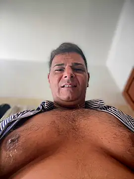 SecretlyDD online show from October 28, 2025, 9:02 am