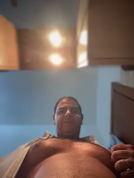 SecretlyDD online show from November 16, 2025, 5:07 pm