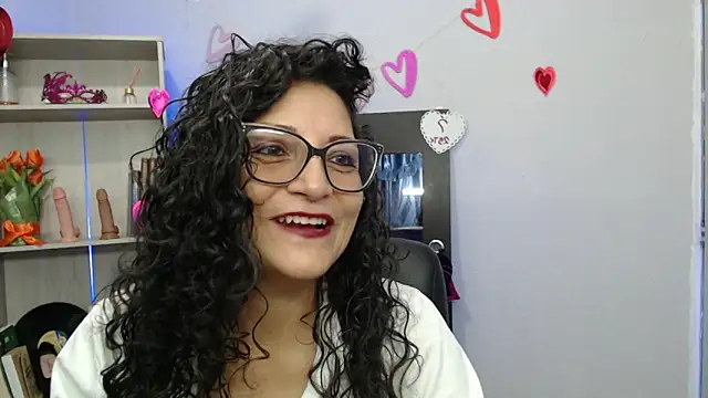 Snapshot of arianna_ros3 chatting on February 25, 2025, 2:44 pm arianna ros3 online show from February 25, 2025, 2:44 pm