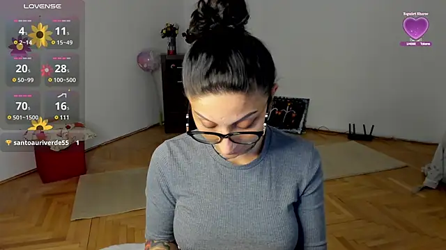 Snapshot of Lucky_Deniz chatting on March 4, 2025, 8:16 pm Lucky Deniz online show from March 4, 2025, 8:16 pm