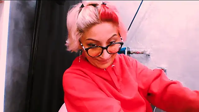 Snapshot of Lucky_Deniz chatting on November 25, 2025, 8:25 am Lucky Deniz online show from November 25, 2025, 8:25 am