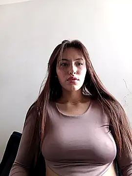 Snapshot of eriika_deep_ chatting on December 2, 2025, 6:03 pm eriika deep online show from December 2, 2025, 6:03 pm