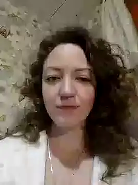 Snapshot of KattyLuuu chatting on January 4, 2025, 8:16 pm KattyLuuu online show from January 4, 2025, 8:16 pm