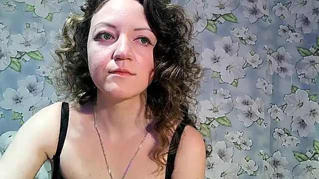 Snapshot of KattyLuuu chatting on January 8, 2025, 7:03 pm KattyLuuu online show from January 8, 2025, 7:03 pm