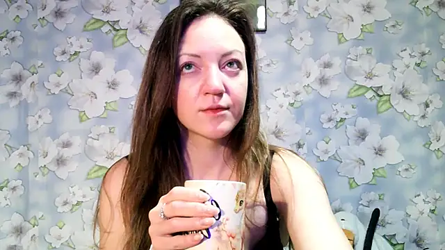 Snapshot of KattyLuuu chatting on January 11, 2025, 9:15 am KattyLuuu online show from January 11, 2025, 9:15 am