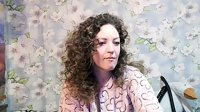 Snapshot of KattyLuuu chatting on February 15, 2025, 9:15 pm KattyLuuu online show from February 15, 2025, 9:15 pm