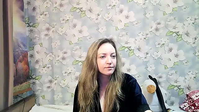 Snapshot of KattyLuuu chatting on October 11, 2025, 8:29 pm KattyLuuu online show from October 11, 2025, 8:29 pm