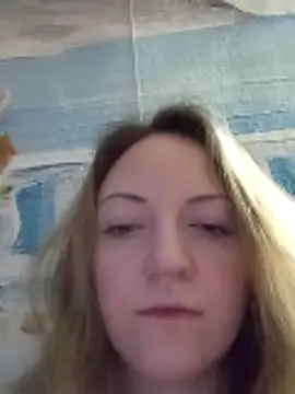 Snapshot of KattyLuuu chatting on December 4, 2025, 8:50 pm KattyLuuu online show from December 4, 2025, 8:50 pm