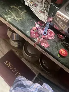 Indiancockmilk online show from December 25, 2024, 3:49 pm