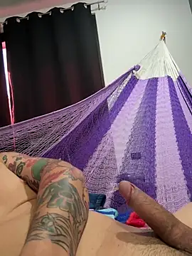 Snapshot of Adrian91990 chatting on October 26, 2025, 9:31 pm Adrian91990 online show from October 26, 2025, 9:31 pm