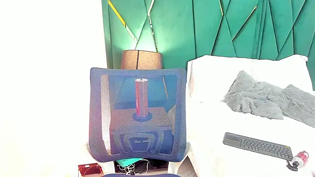 Tamara Myller online show from February 1, 2025, 3:28 pm