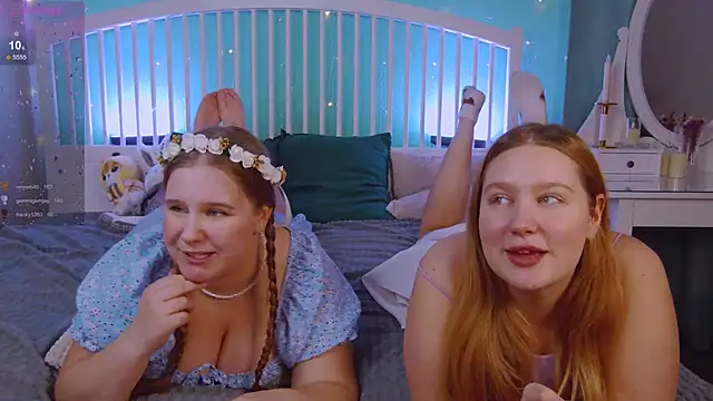 Snapshot of Ellie_Wellie chatting on December 21, 2024, 4:36 pm Ellie Wellie online show from December 21, 2024, 4:36 pm