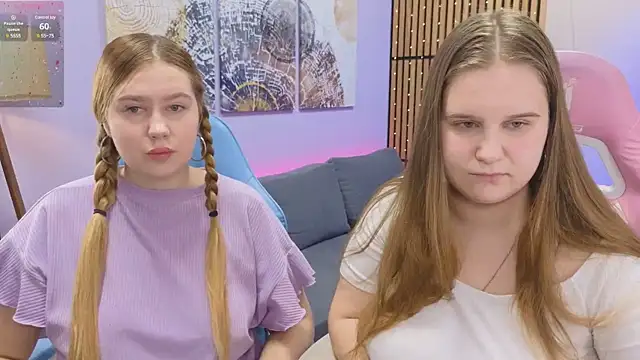 Snapshot of Ellie_Wellie chatting on January 27, 2025, 2:24 pm Ellie Wellie online show from January 27, 2025, 2:24 pm