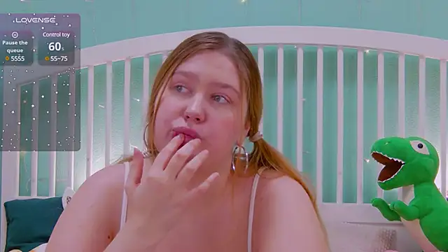 Snapshot of Ellie_Wellie chatting on February 26, 2025, 5:28 pm Ellie Wellie online show from February 26, 2025, 5:28 pm