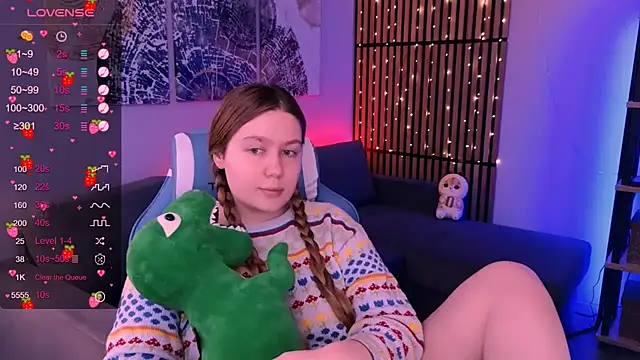 Snapshot of Ellie_Wellie chatting on October 26, 2025, 11:42 pm Ellie Wellie online show from October 26, 2025, 11:42 pm