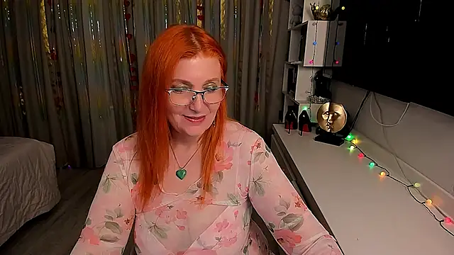 Snapshot of Fire-Fox-One chatting on March 15, 2025, 10:22 pm Fire-Fox-One online show from March 15, 2025, 10:22 pm