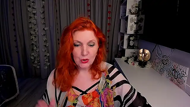 Snapshot of Fire-Fox-One chatting on September 20, 2025, 9:27 pm Fire-Fox-One online show from September 20, 2025, 9:27 pm