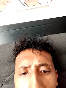 Alex-col online show from February 5, 2025, 6:04 pm