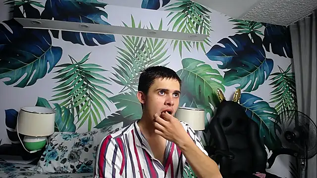 Snapshot of Gurvinder_1 chatting on February 8, 2025, 1:22 am Gurvinder 1 online show from February 8, 2025, 1:22 am