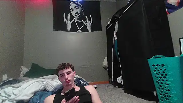 Snapshot of cw1ss chatting on October 9, 2025, 4:27 pm cw1ss online show from October 9, 2025, 4:27 pm